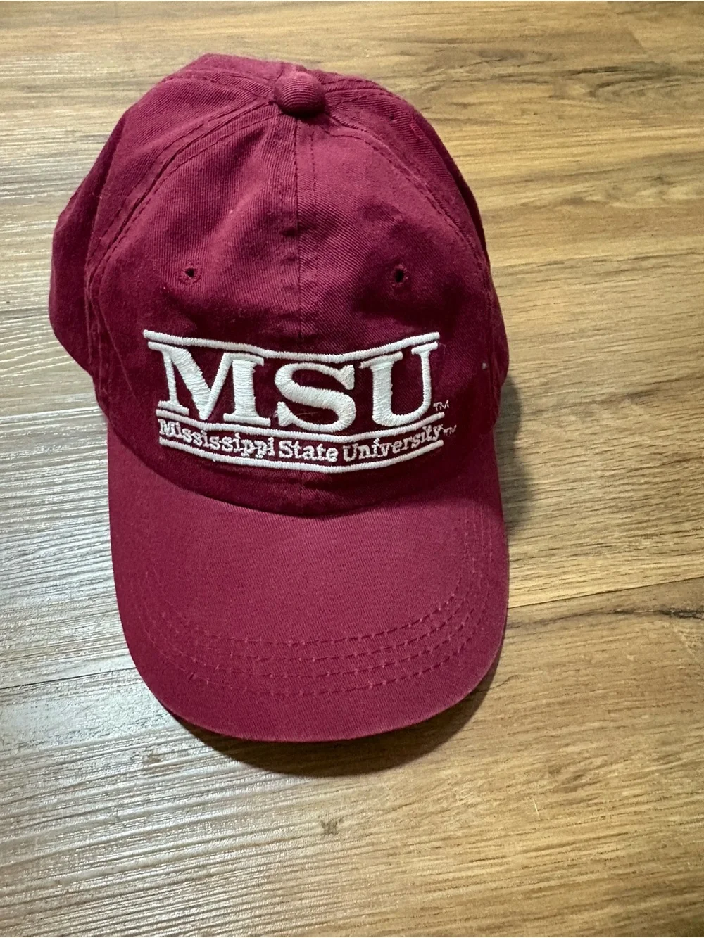 Mississippi State University MSU Maroon Fitted Hat‎ Size 6 7/8 Embroidered Cap